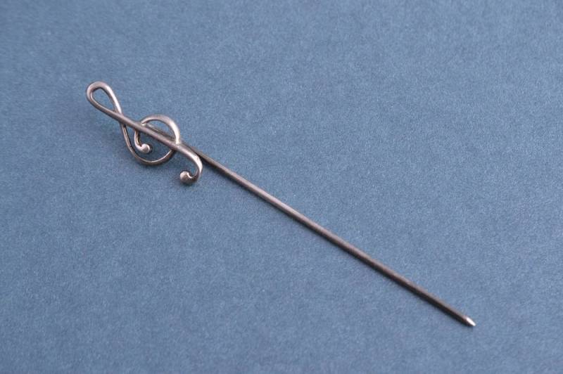 Silberner Treble Clef Stick Pin | 929O59 Silberner Treble Clef Stick Pin | 929O59 von AmandaApplebyShop