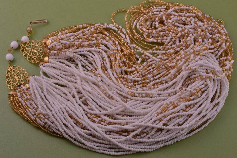 Vintage Halskette Mit Babyperlen | J228 von AmandaApplebyShop