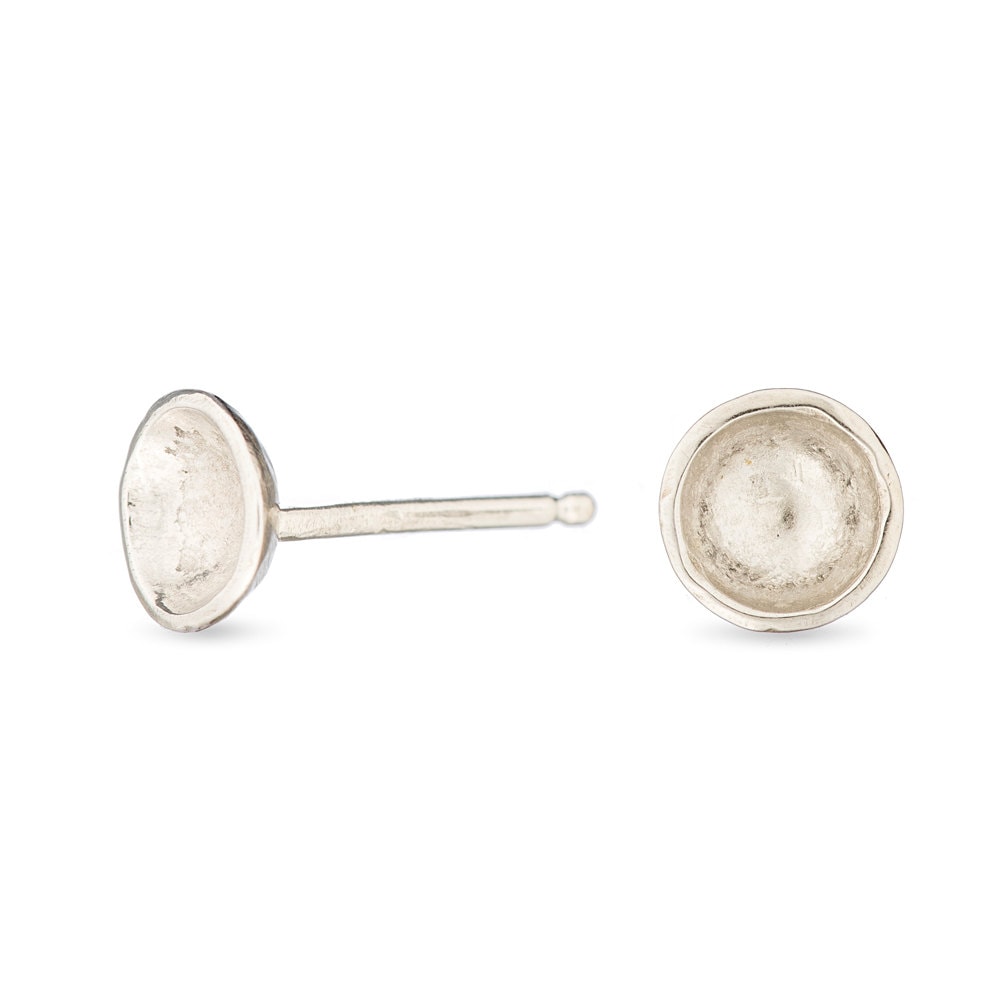 Silber Darling Mini Bowl Ohrstecker - Sterling Silber Darling Mini Bowl Ohrstecker - Sterling von AmandaKLockrowJewels