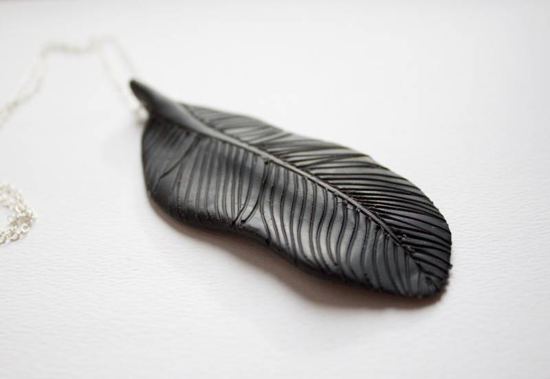 Große Hand Geformt Polymer Clay Feder Anhänger - Minimale Statement Schmuck Boho Schichtung Halskette Große Hand Geformt Polymer Clay Feder Anhänger - Minimale Statement Schmuck Boho Schichtung Halskette von AmandaParkerShop