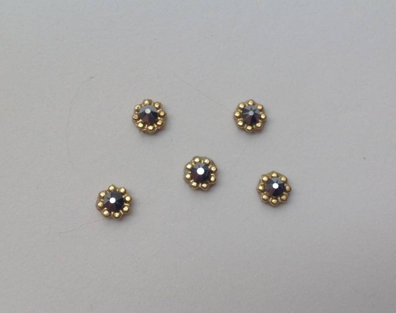 Helles Chrom & Helles Gold Akzent Bindis von AmaniMaharet