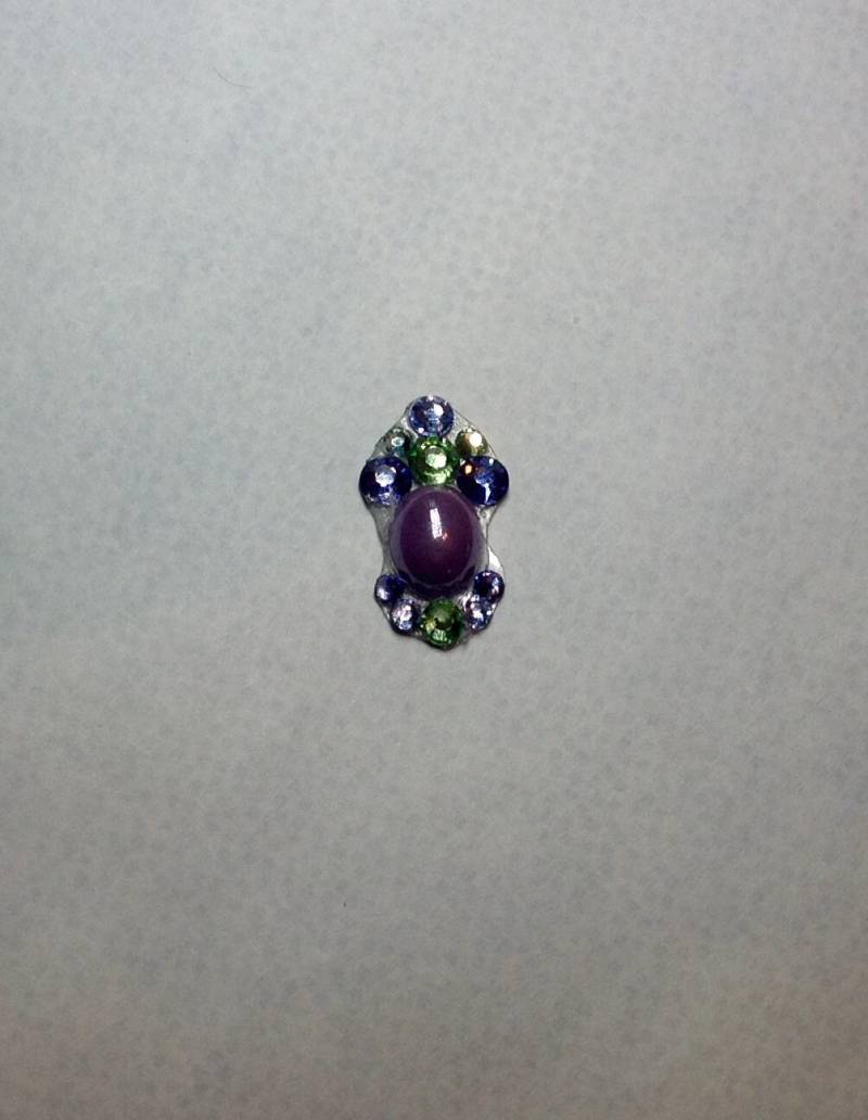 Weinrebe Swarovski Kristall Bindi von AmaniMaharet