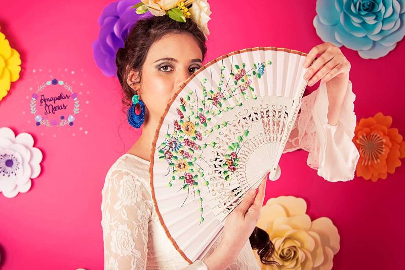 Semi-Pericón-Fächer Aus Durchbrochenem Holz. Filetiert Und Mit Blumen Handbemalt von AmapolasMoras