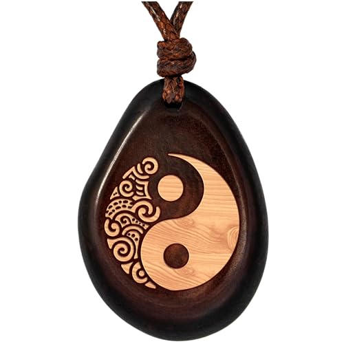 Amarumi Yin & Yang Anhänger aus Taguanuss – Symbol für Gleichgewicht, Harmonie und Einheit von Amarumi