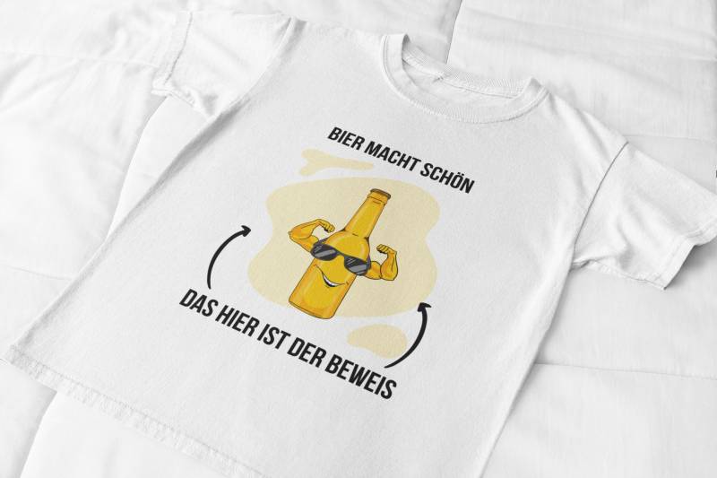T-Shirt Weiß/Schwarz "Bier Macht Schön" Perfekt Für Den Fußballfan Und Alle Kreisligaspieler Als Geschenk Kleidung/Spaß/Fußball von Amateurchamp