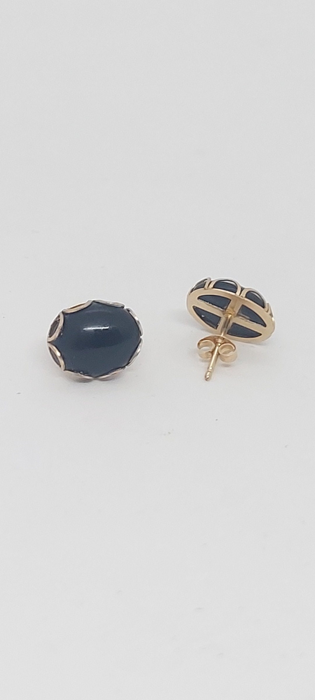 Schwarzer Onyx 14K Gelbgold Ohrring. Natürliche Und Glatte Ovale Form Onyx 10x7mm Ohrstecker. Onyx-Liebhaber von AmazingByAlexander