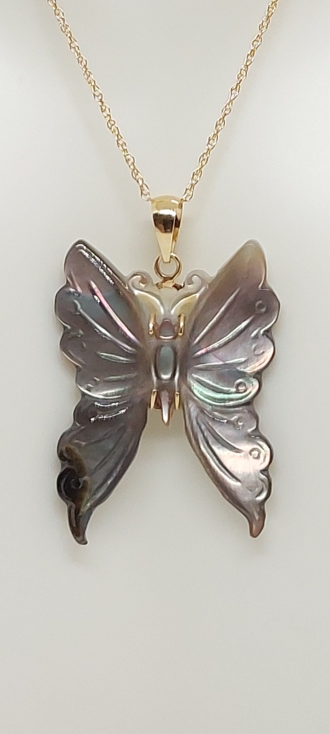 Schmetterling Schwarzer Perlmutt-Anhänger Aus 14 Karat Gelbgold, Schmuck, Halskette, Perlen-Schmetterlings-Anhänger/Halskette, Gelbgold Und Kette von AmazingByAlexander