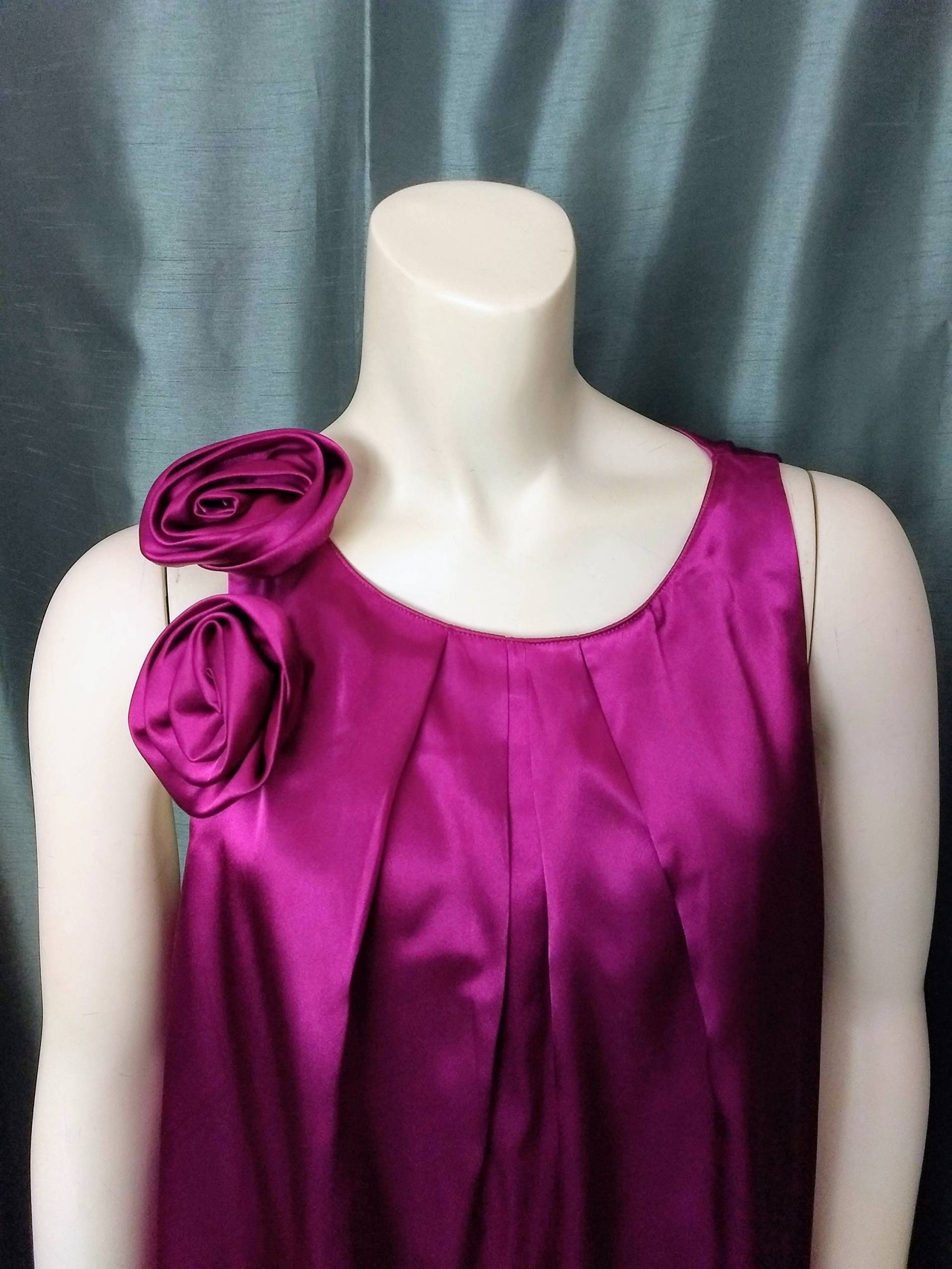 Vintage Kastanienbraun Satin Bluse Dressy Bluse/Alex Abend Elegante Cocktails Ärmellos Party Blumen Dekor Bluse/Größe Xl-P/Geschenk Für Sie/Nr.678 von AmazingClosetShop
