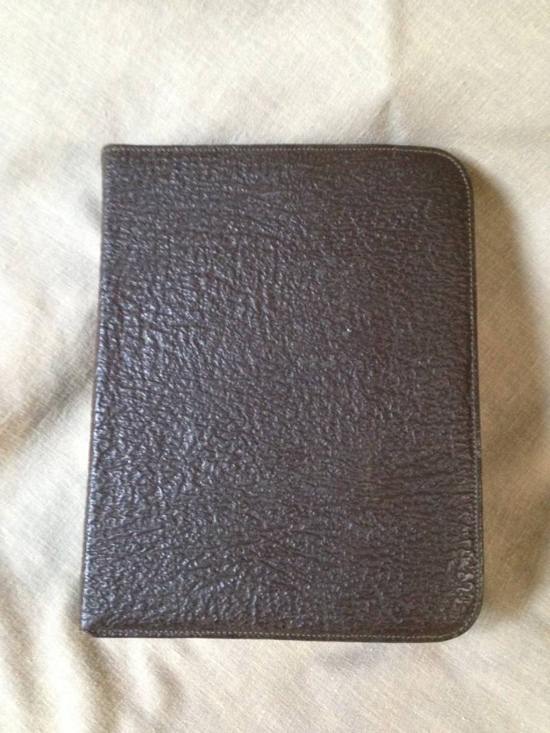 Echte Top-Grain Rindsleder Mans Travel Case Männer Kulturbeutel Vanity Set 7 Teiliges von AmazingCollections