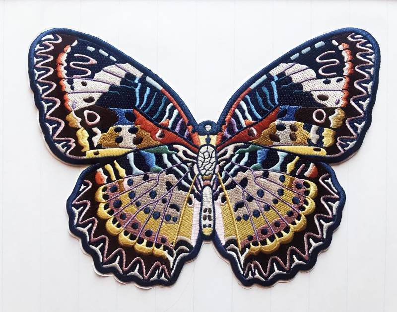 Leopard Florfliege Schmetterling | Aufnähen von AmazingPatches