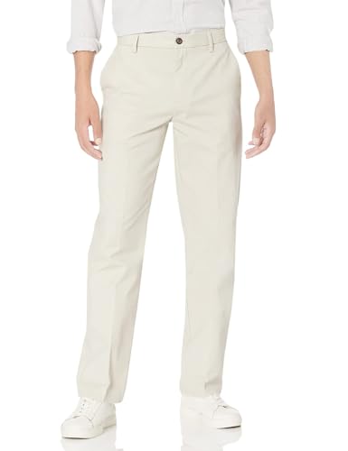 Amazon Essentials Herren Knitterfreie Flatfront-Chinohose in klassischer Passform (erhältlich in Übergröße), Stone, 42W / 28L Amazon Essentials Herren Knitterfreie Flatfront-Chinohose in klassischer Passform (erhältlich in Übergröße), Stone, 42W / 28L von Amazon Essentials