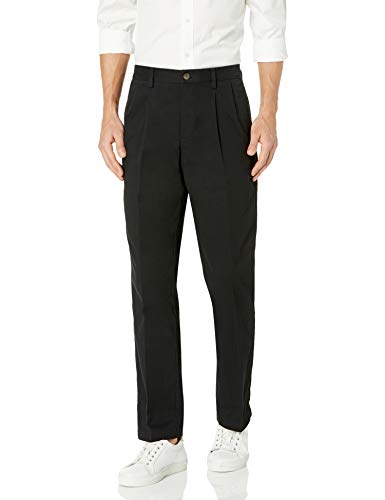 Amazon Essentials Herren Knitterfreie Chinohose mit klassischer Passform und Bügelfalte (erhältlich in Big & Tall), Schwarz, 30W / 34L von Amazon Essentials