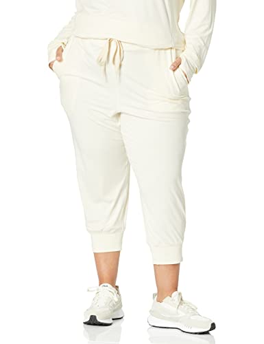 Amazon Essentials Damen Gebürstete Tech-Stretch-Crop-Jogginghose (erhältlich in Übergröße), Gebrochenes Weiß, 6XL Große Größen von Amazon Essentials