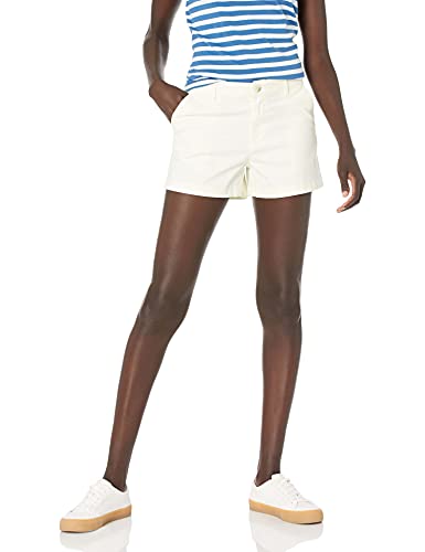 Amazon Essentials Damen Mittelhohe schmal geschnittene Khaki-Shorts mit 9 cm Schrittlänge, Creme, 48 von Amazon Essentials