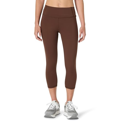 Amazon Essentials Damen Total Train Mittlere Leibhöhe, 48cm Beininnenlänge, Capri-Leggings, Haselnuss, L von Amazon Essentials