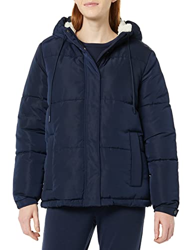 Amazon Essentials Damen Wasserabweisende Daunenjacke mit Kapuze und Sherpa-Innenfutter (in Übergröße erhältlich) (zuvor Amazon Aware), Marineblau, S von Amazon Essentials