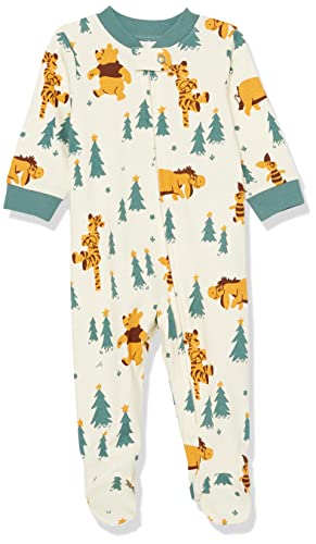 Amazon Essentials Disney | Marvel | Star Wars Unisex Baby Eng anliegender Pyjama aus Baumwolle mit Fuß, Pooh Holiday Forest - Sleep & Play, 0 Monate von Amazon Essentials
