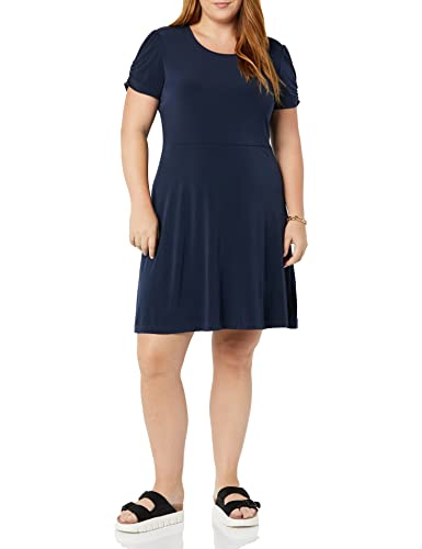 Amazon Essentials Damen Gerafftes A-Linien-Kleid mit kurzen Ärmeln und Rundhalsausschnitt (in Übergröße erhältlich), Marineblau, M von Amazon Essentials