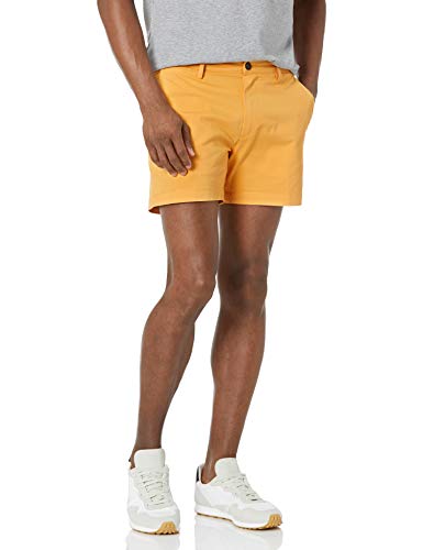 Amazon Essentials Herren 13 cm Flatfront-Chinoshorts mit hohem Comfort in schmaler Passform (zuvor Goodthreads), Gold, 38W von Amazon Essentials