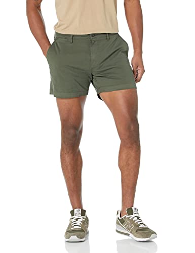 Amazon Essentials Herren 13 cm Flatfront-Chinoshorts mit hohem comfort in schmaler Passform (zuvor Goodthreads), Dunkelgrün, 32W von Amazon Essentials