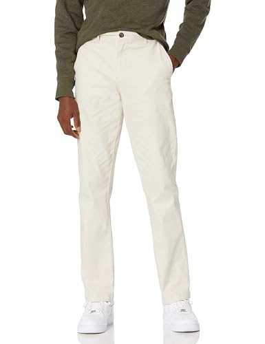 Amazon Essentials Herren Legere Stretch-Chinohose in sportlicher Passform (in Übergröße erhältlich), Stone, 31W / 32L von Amazon Essentials