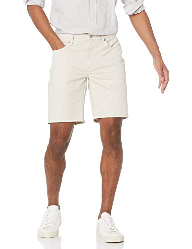 Amazon Essentials Herren Elastische 5-Taschen-Shorts in schmaler Passform mit 23 cm Schrittlänge, Stone, 40W von Amazon Essentials