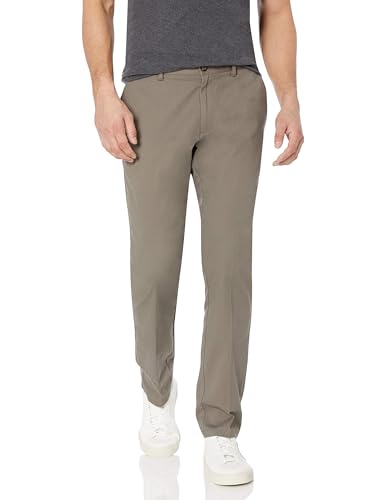 Amazon Essentials Herren Knitterfreie Flatfront-Chinohose in schmaler Passform, Dunkelbraun, 36W / 30L von Amazon Essentials