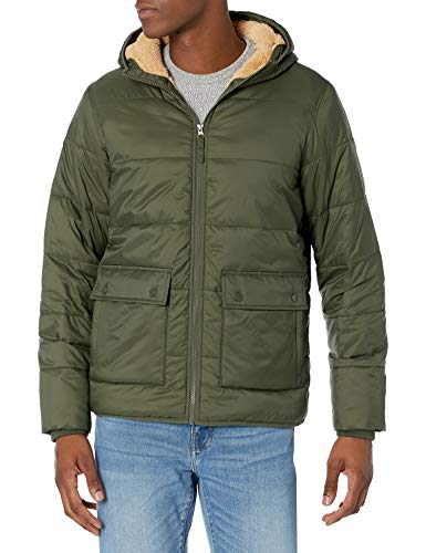 Amazon Essentials Herren Langärmelige, Wasserabweisende Pufferjacke mit Sherpa-Futter, Dunkles Olivgrün, S von Amazon Essentials