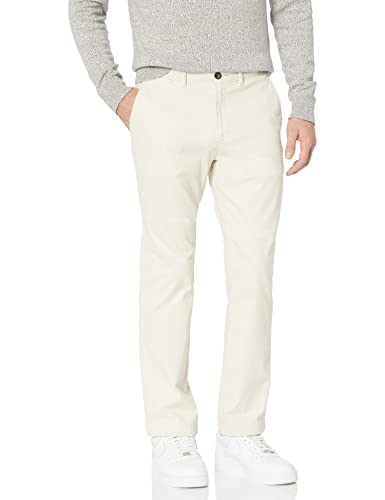 Amazon Essentials Herren Legere Stretch-Chinohose mit gerader Passform, Stone, 42W / 32L von Amazon Essentials