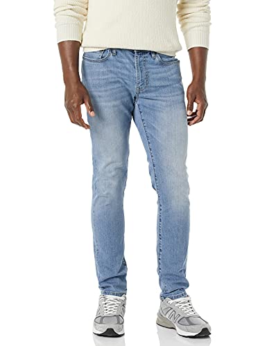 Amazon Essentials Herren Skinny Jeans mit hohem Stretchanteil, Helle Waschung, 28W / 30L von Amazon Essentials