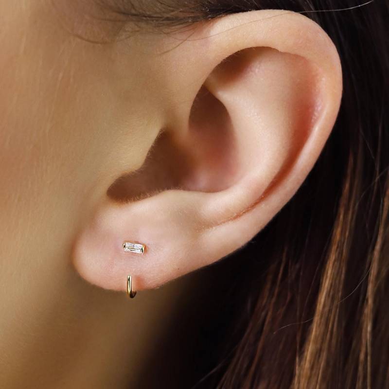 Milana - Minimalist Baguette Creolen Kleine Offene Zierliche Silber von AmberJamesJewelry