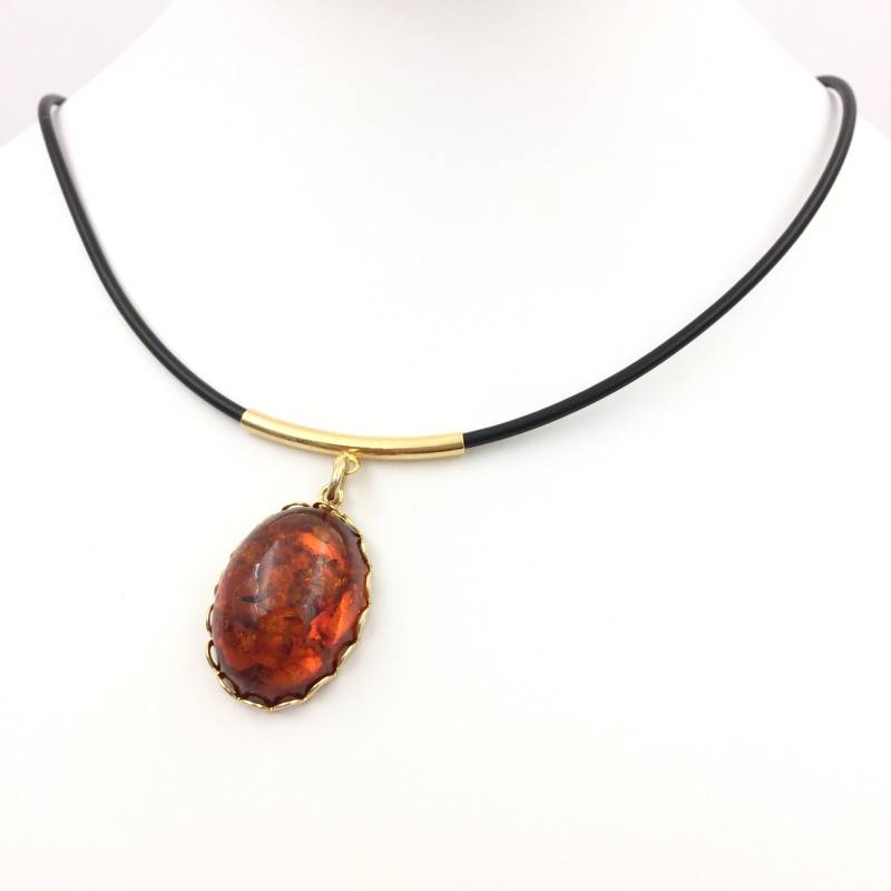 Bernstein Halskette, Lederkette Mit Bernstein-Anhänger 22x28mm in Oval-Form, Collier Aus Kunstlederband, Bernsteinschmuck von AmberRichCollection