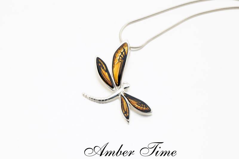 Zb0158 Libelle Mit Bernstein Flügel Als Anhänger & Echtem Silber 925. Libellenkette An 925Er Silber. Kostenloser Kurier Versand von AmberTimePL