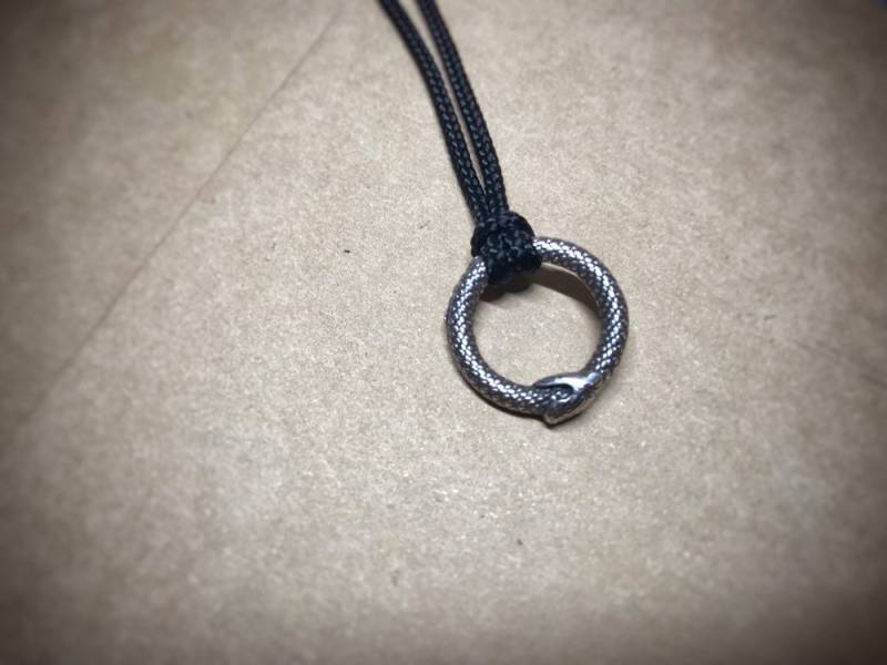 Mini Ouroboros Anhänger Mini Ouroboros Anhänger von AmericanHeathen