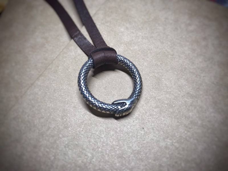 Ouroboros Anhänger Ouroboros Anhänger von AmericanHeathen