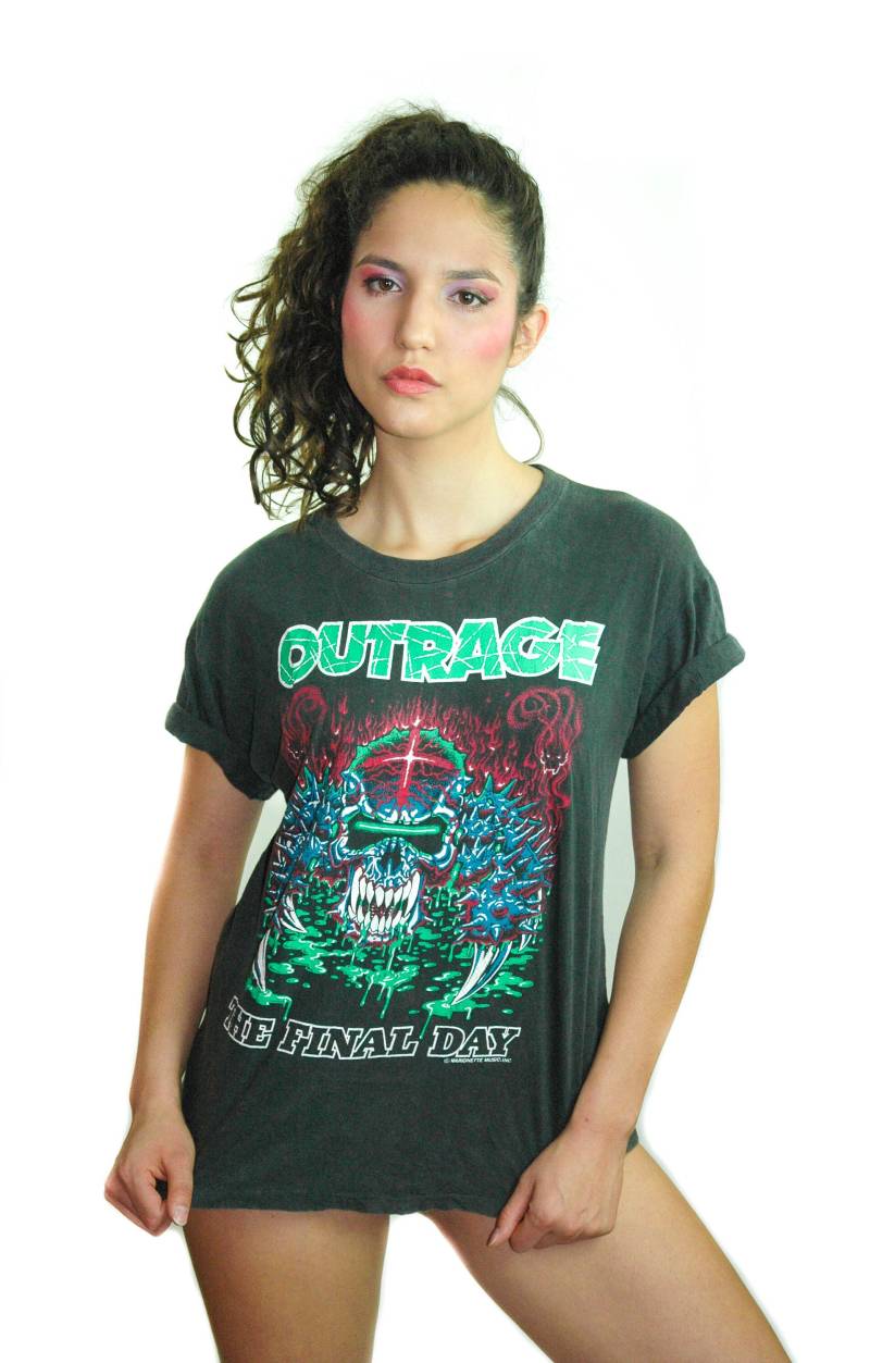 Vintage Outrage Shirt The Final Day 1991-92 Konzert Band T-Shirt Heavy Metal Iron Maiden Exodus Testament Metallica Dio Extrem Selten M von AmericanIconVintage