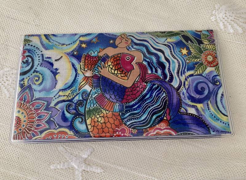 Laurel Burch Sea Goddess Mermaid Stoff Scheckbuch Abdeckung Handgemachte Meer Ozean Geschenk Für Grads Strand Hochzeit Gefallen von AmericanPie