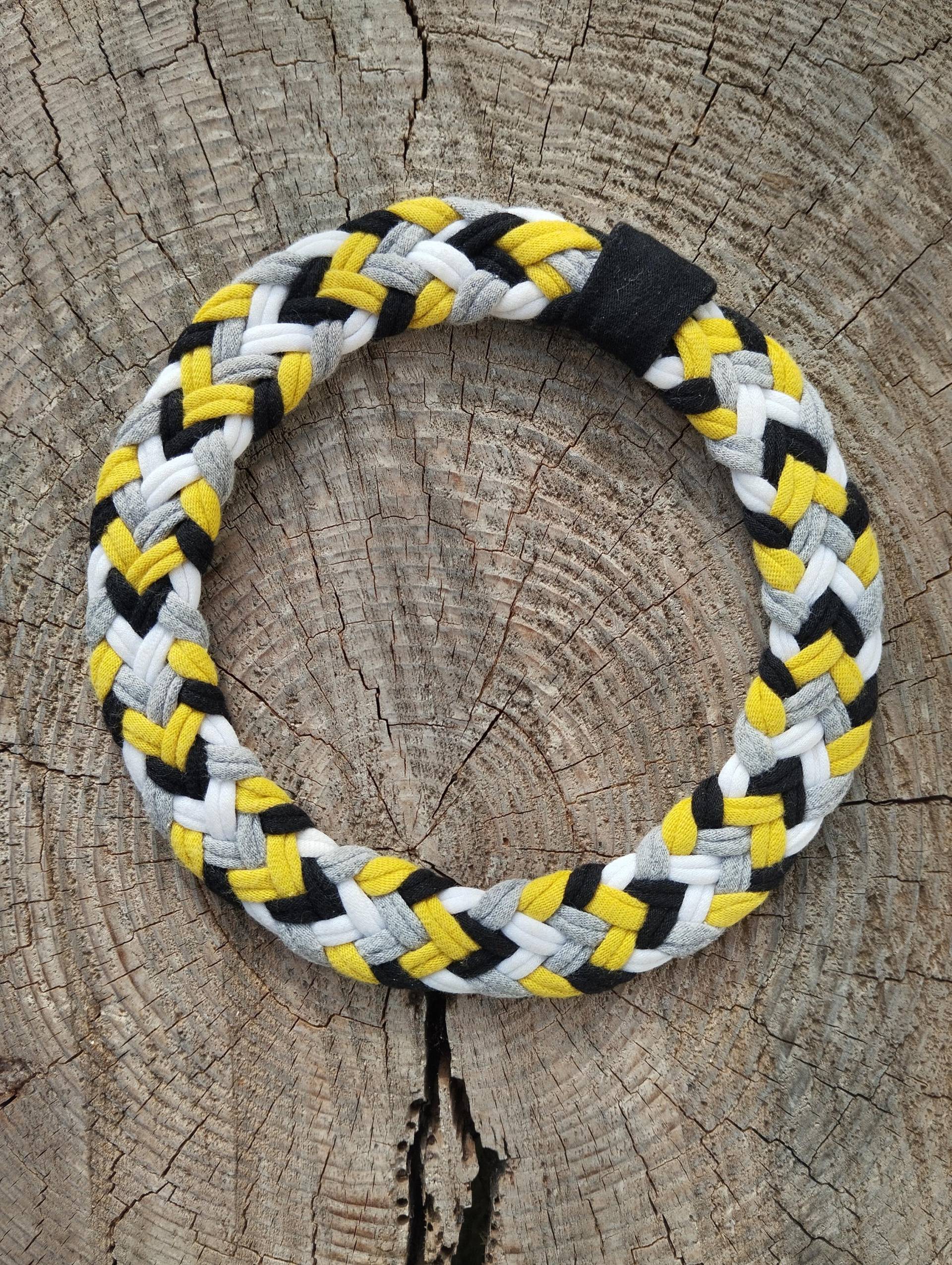 Geflochtenes Halsband Und Krone - Stirnband Einzigartiges 2-In-1-Stück Upcycling-Textilschmuck Ethno-Halskette Hut-Accessoire Geflochtenes Halsband Und Krone - Stirnband Einzigartiges 2-In-1-Stück Upcycling-Textilschmuck Ethno-Halskette Hut-Accessoire von AmesLatelier