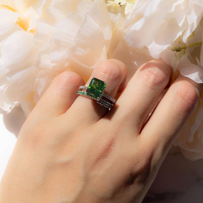 Verlobungsring Crushed Ice Diamond Style Ring Cz Silber Grün Statement Sterling Grün Silberschmuck von AmethystGardenShop