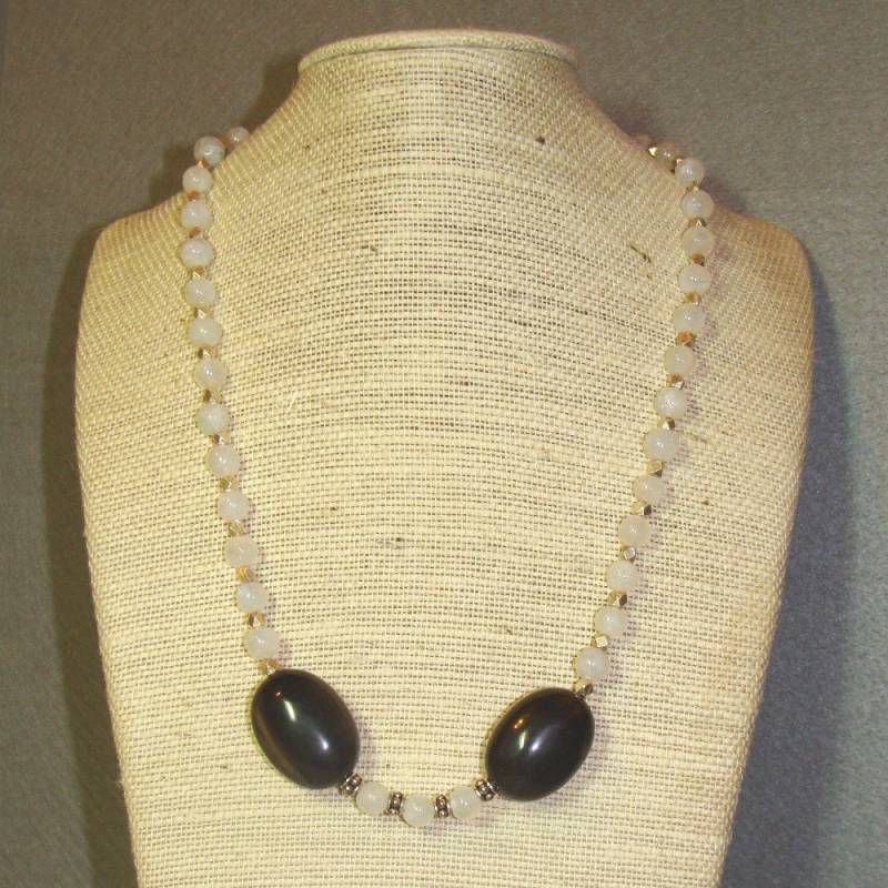 Obisdian An Mondstein Strang von AmethystRavenstar