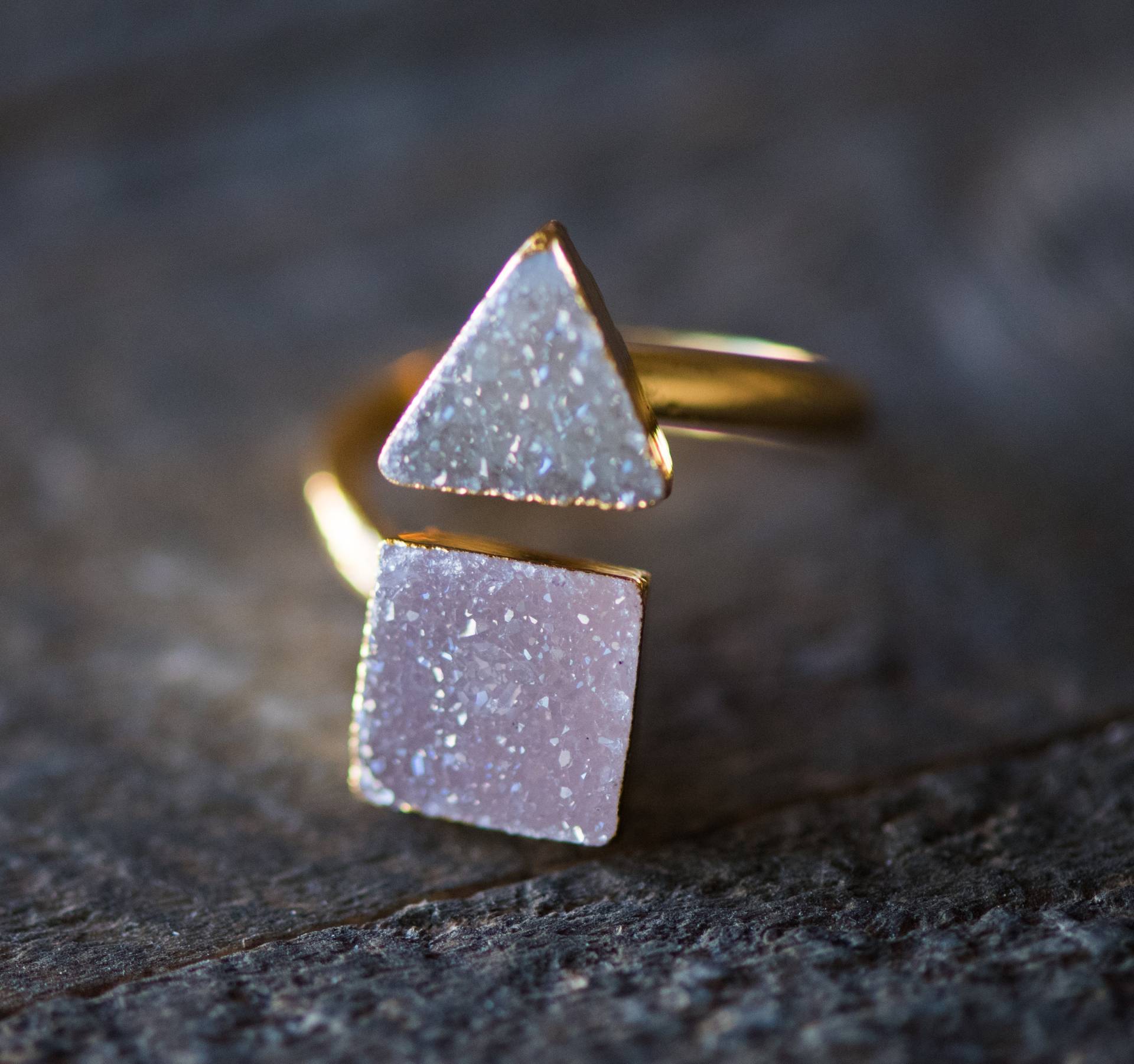 Druzy Ring, Gold Stein Geode Ring von AmeyaaJewelry