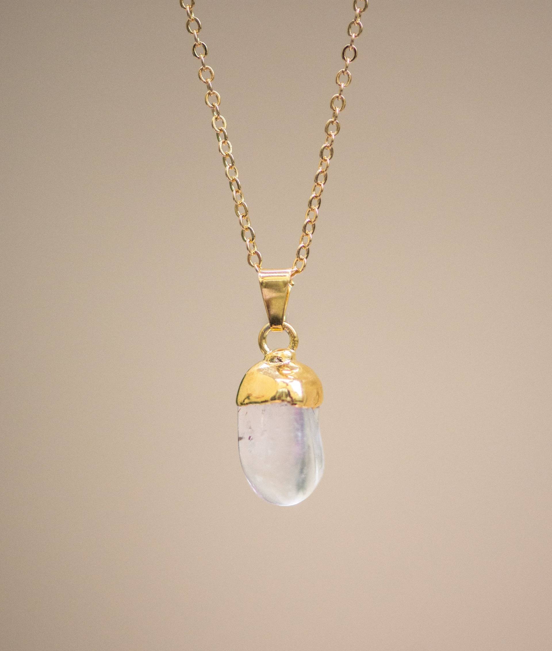 Klare Quarz Halskette, Punkt Gold Schichtung Boho Schmuck, Getaucht Naturstein von AmeyaaJewelry