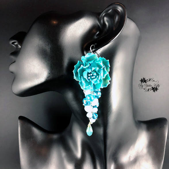 Ohrringe Mit Smaragd Blumen, Ohrringe, Blaue Baumeln Tropfen Blaue Blumen Schmuck von FleurClayDesign