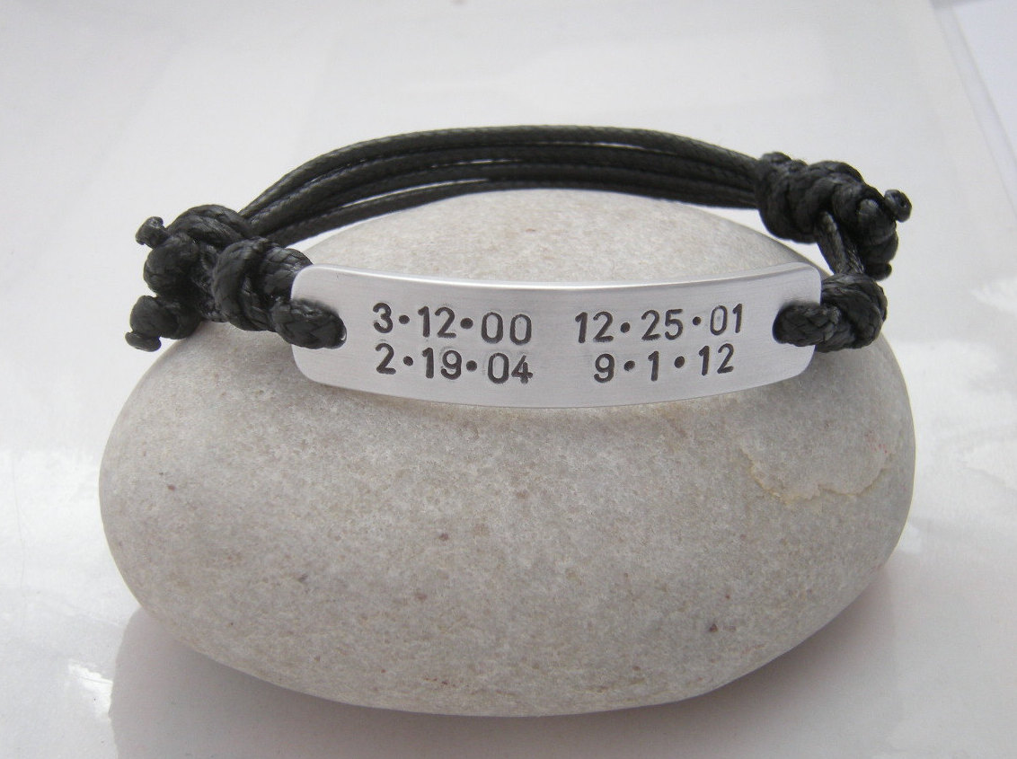 Armband Für Mann, Männer Armband, Birthdates Geschenk Ihn, Papa, Ehemann, Kinder Geburtstage, Personalisierte Schmuck von AmiciWorld