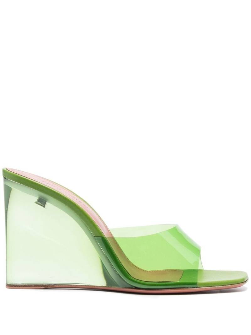 Amina Muaddi Lupita Pumps mit transparentem Wedge 95mm - Grün von Amina Muaddi