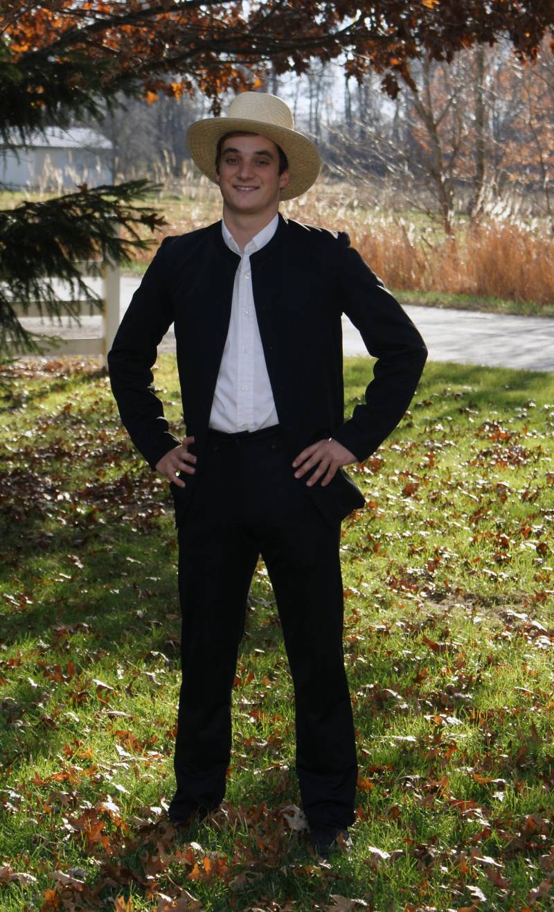 Amish Man's Full Outfit Mit Mantel. . Alles Was Du Brauchst, Um Zu Gehen von AmishClothesline