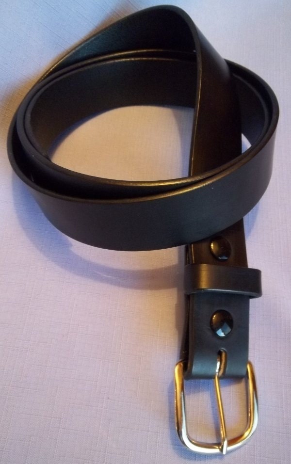 Womens Dress Gürtel in Schwarz. Einlagiger Casual/Jeans Von Amish Country. .75 ", 1.0, 1, 25" Top Grain Med Braun, Dk Brn Usa Womens Dress Gürtel in Schwarz. Einlagiger Casual/Jeans Von Amish Country. .75 ", 1.0, 1, 25" Top Grain Med Braun, Dk Brn Usa von AmishLeatherStore