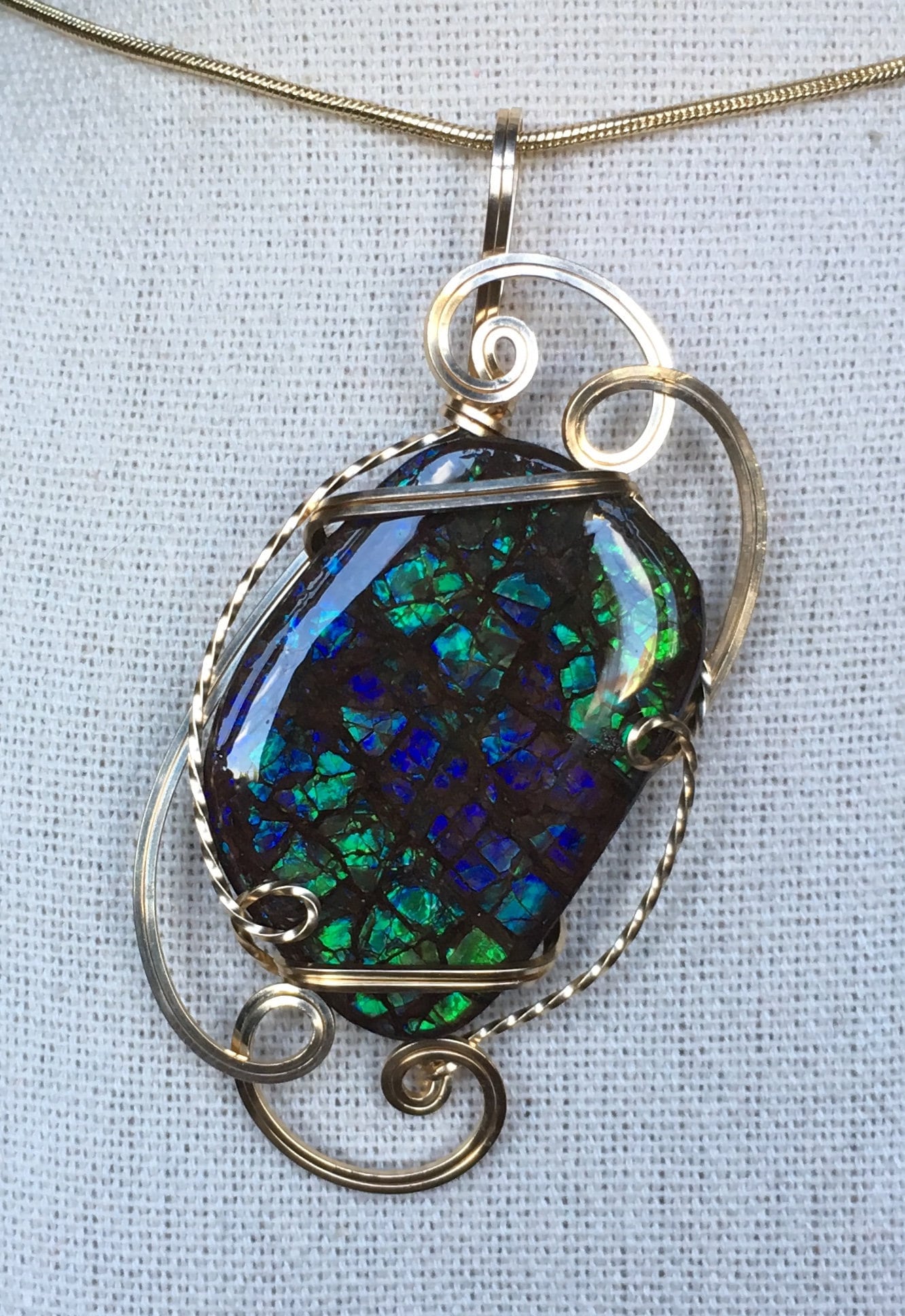 Ammolit Anhänger - Blau Mit Grün Ammolit Anhänger - Blau Mit Grün von AmmoliteRainbows