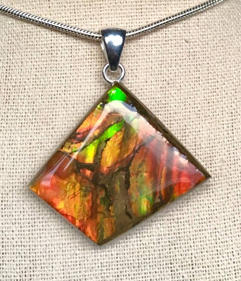 Ammolit Anhänger - Chunky Stone in Herbstfarben Bitte Lesen Sie Die Beschreibung von AmmoliteRainbows