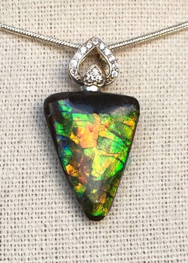 Ammolit Anhänger - Cz Accents Ammolit Anhänger - Cz Accents von AmmoliteRainbows